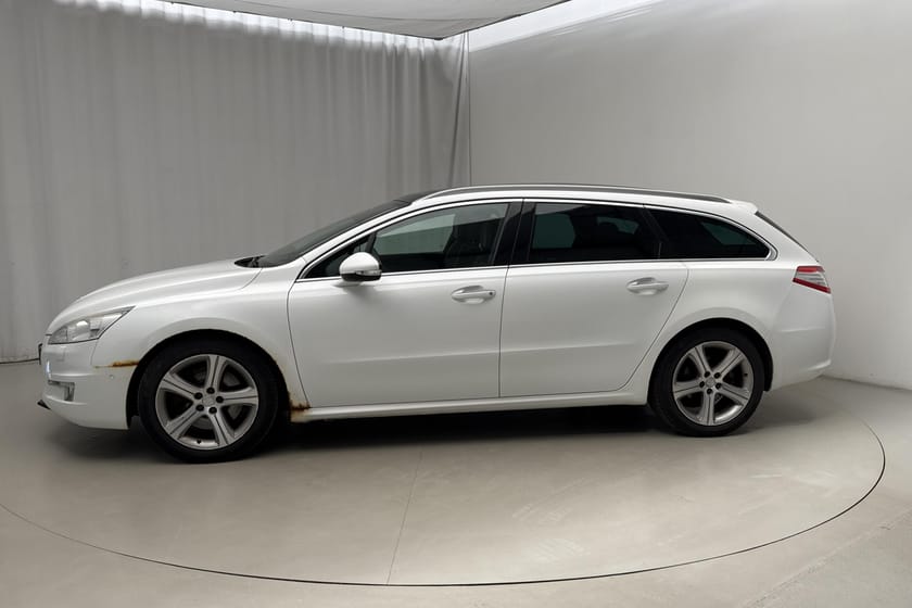 Bild 2 av Peugeot 508 SW 2.2 HDi (204hk) GT GPS Panorama