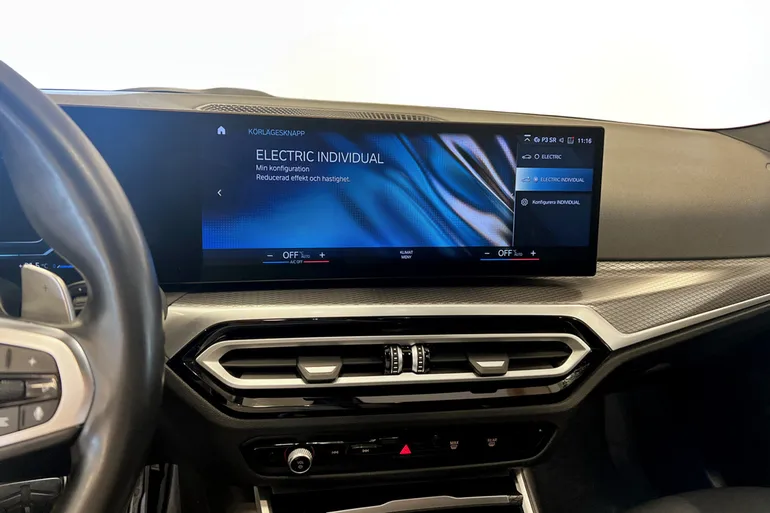 BMW 330e xDrive Touring