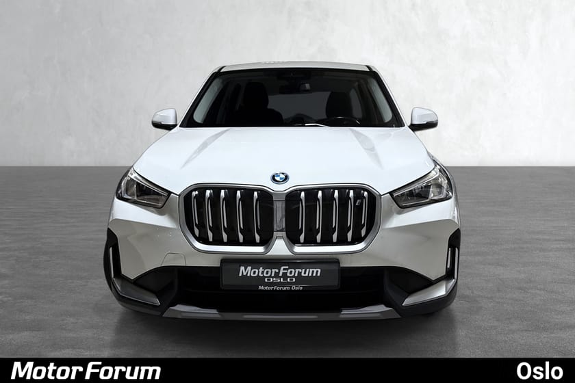 Bilde 2 av BMW iX1 xDrive30