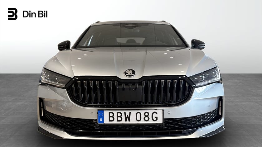 Bild 4 av Škoda Superb iV Kombi COMBI SPORTLINE 1,5 TSI 204 HK 6 VXL DSG