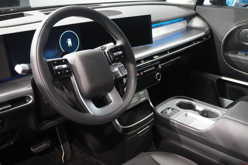 Bild 2 av Hyundai Ioniq 9 Long Range AWD 7s 110kWh Calligraphy Line