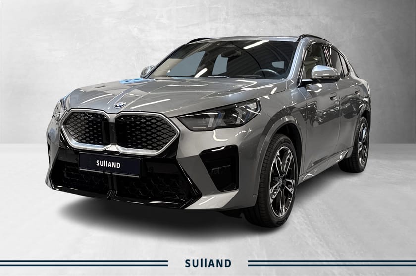 Bilde 1 av BMW iX2 xDrive30 xDrive30/M-Sport/Fully Charged/H&K/El.Krok/El-seter