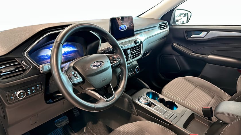 Bild 4 av Ford Kuga Plug-In Hybrid Titanium PHEV / Vinter Pkt.