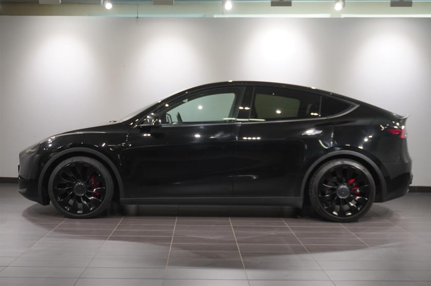 Bild 3 av Tesla Model Y Performance Autopilot 21 Drag