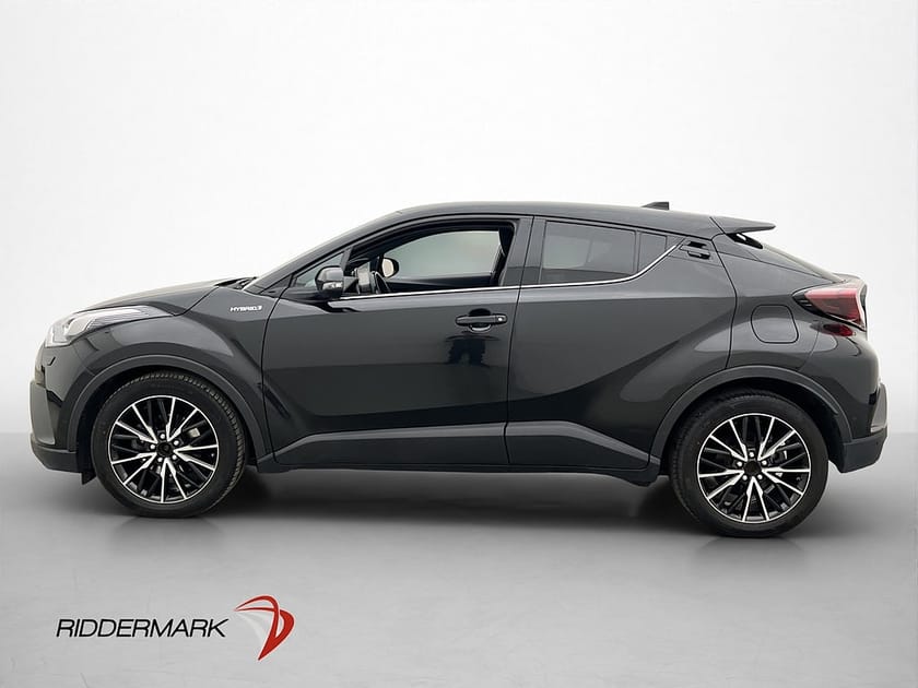 Bild 5 av Toyota C-HR Hybrid CVT 122hk Executive JBL Kamera Skinn