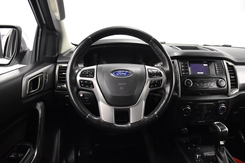 Bild 2 av Ford Ranger Dubbelhytt 2.0 4x4 Drag D-Värm Kåpa Nybes 170hk