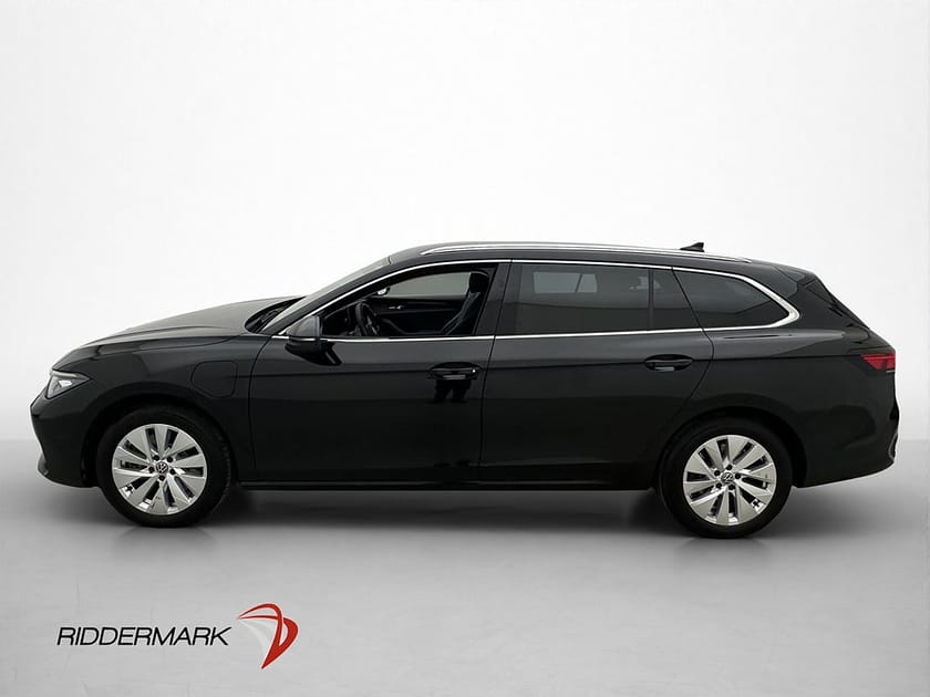 Bild 5 av Volkswagen Passat Variant eHybrid 272hk Business Värmare Kamera MOMS