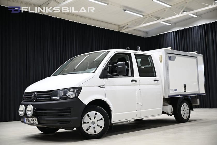 Bild 1 av Volkswagen Transporter Chassi Dubbelhytt 4Motion 150HK Dubbelhytt|Kåpa|Inredd