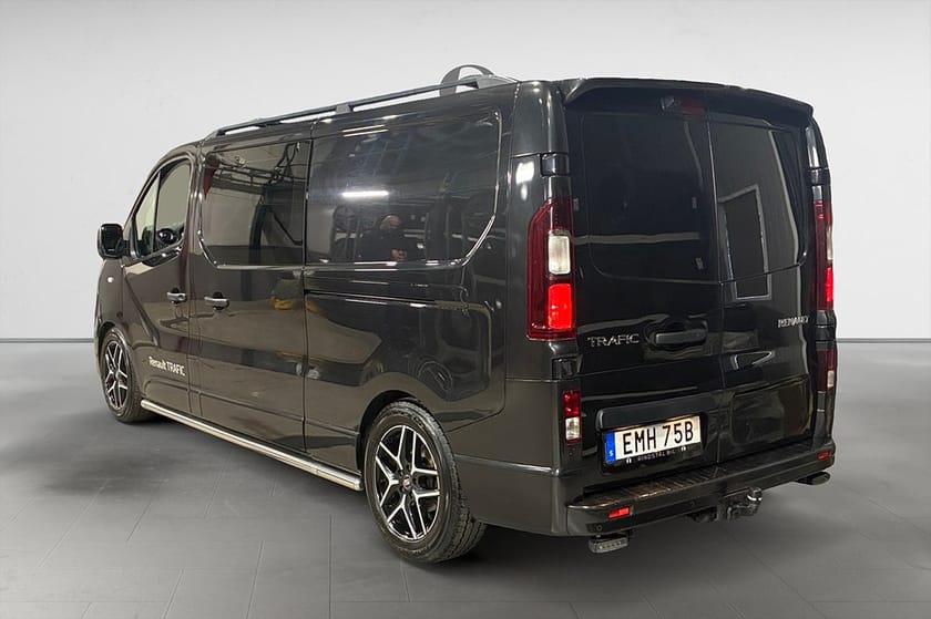 Bild 5 av Renault Trafic Skåpbil 3.0t 2.0 Blue dCi 170 HK AUT DRAG NAVI BACKKAMERA MOMS