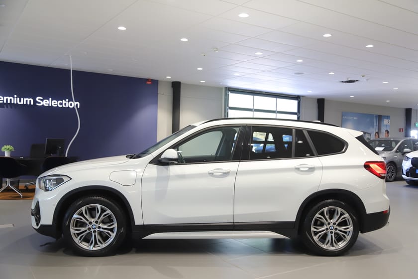 Bild 4 av BMW X1 xDrive25e 