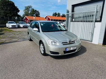 Toyota Corolla 1.6 VVT-i 110HK 5D / 12800Mil / 1 ÄGARE