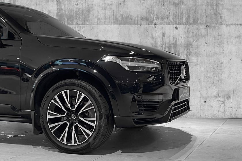 Bilde 2 av Volvo XC90 7 Seats Recharge T8 Plus Dark SEMI.EL.HF|20"|H&K|TONEDE