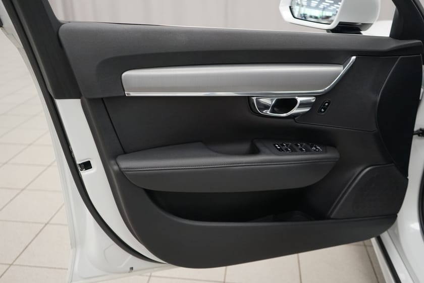 Bild 5 av Volvo V90 T8 TE Momentum Edition | Smartphone Integration | Drag |