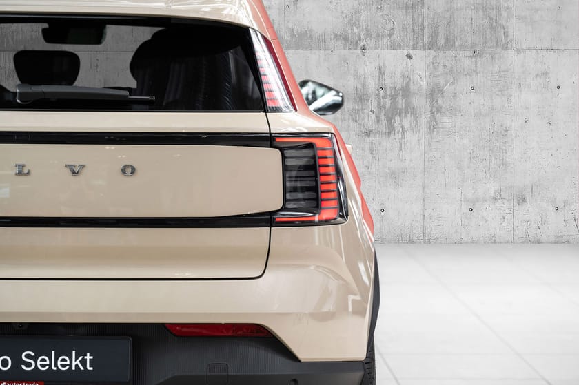 Bilde 5 av Volvo EX30 Twin Motor Performance Plus | Keyless | R.kam | Google | H/K |