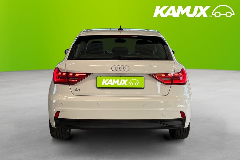 Bild 5 av Audi A1 Sportback 30 TFSI Manuell 110 hk M-Värm CarPlay Cockpit