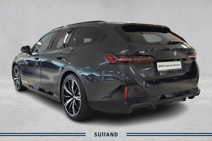 Bilde 3 av BMW i5 xDrive40 Touring M-sport PRO | Krok | B&W | 4-hjulsst. | M-seter