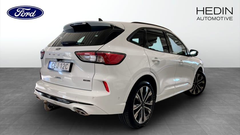 Bild 2 av Ford Kuga Plug-In Hybrid ST-Line X 225hk Dragkrok 20"