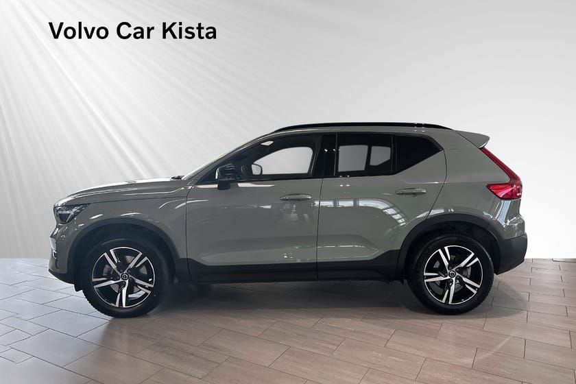Bild 3 av Volvo XC40 B4 FWD Bensin Plus Dark B-Kam H/K