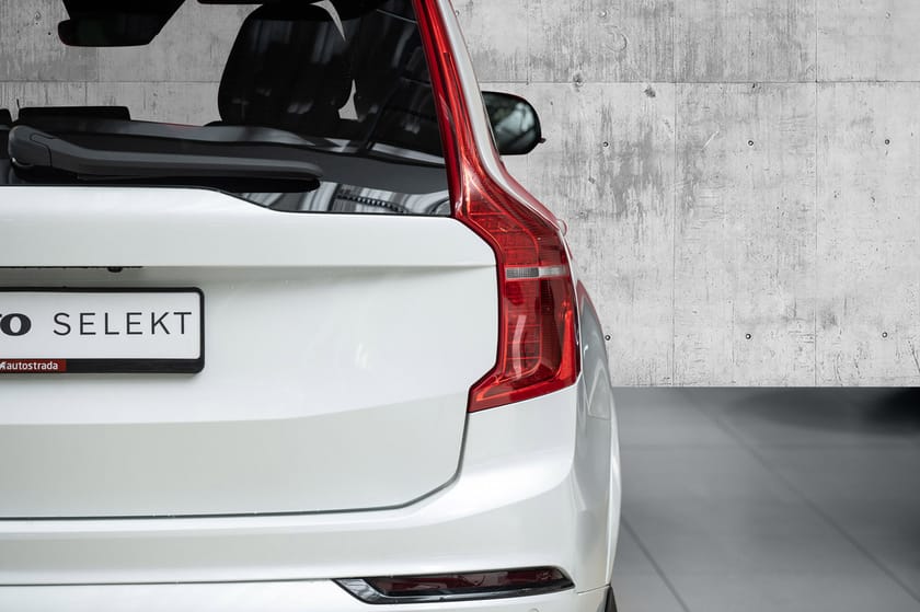 Bilde 4 av Volvo XC90 T8 AWD R-Design | 22" | Bowers | Luft | Krok | 360