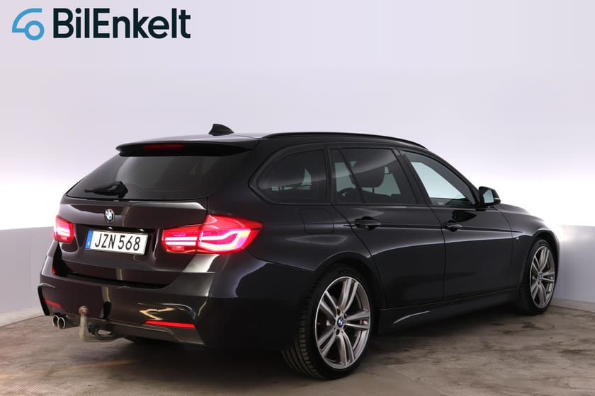 Bild 3 av BMW 320d xDrive Touring M Sport Läder Cockpit Drag