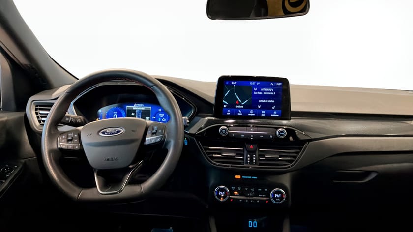 Bild 4 av Ford Kuga Plug-In Hybrid PHEV 64KM / Drag / B&O