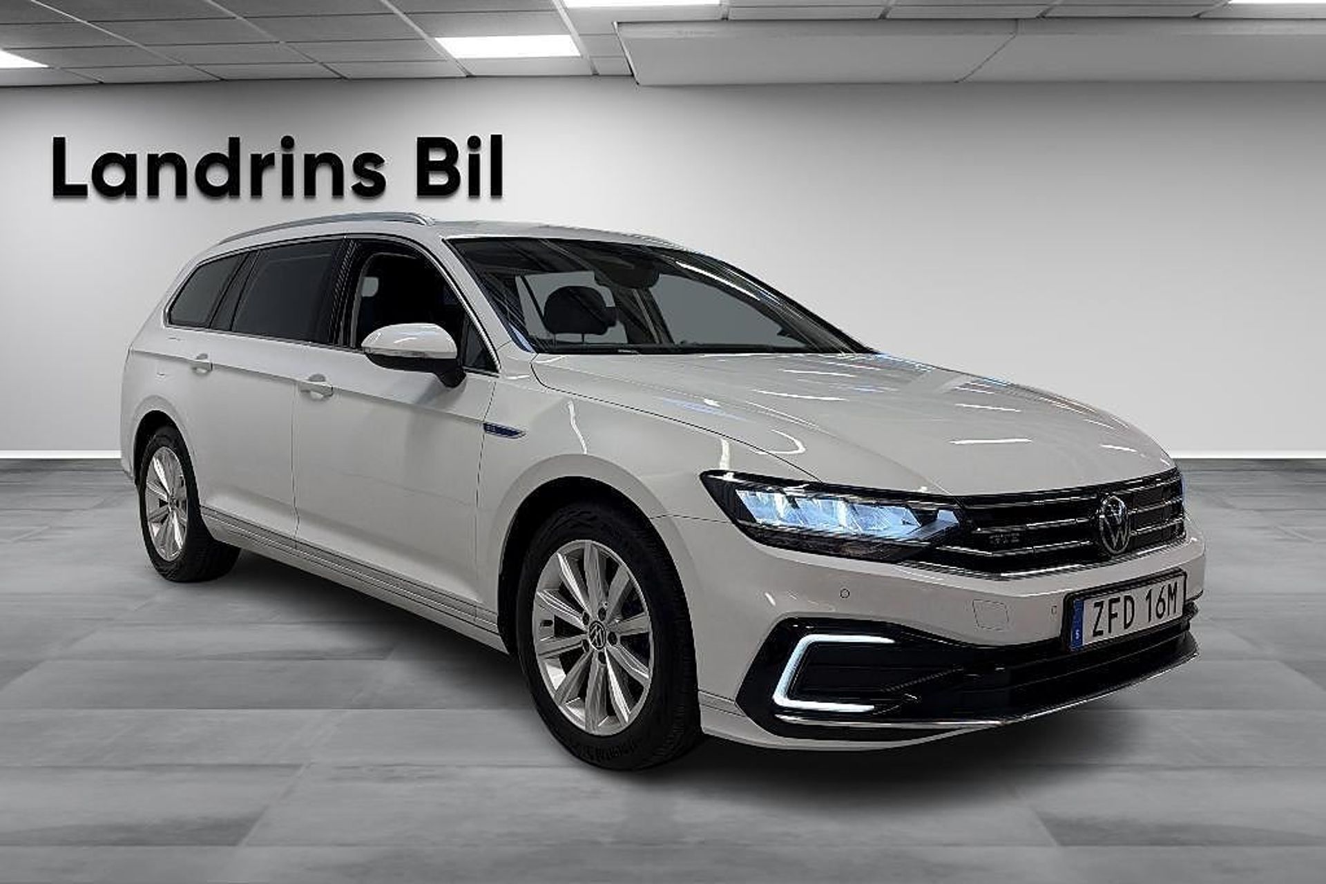 Volkswagen Passat 2023, bild 3/10