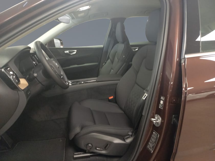 Bild 5 av Volvo XC60 T6 Plus Bright Nordic Edition