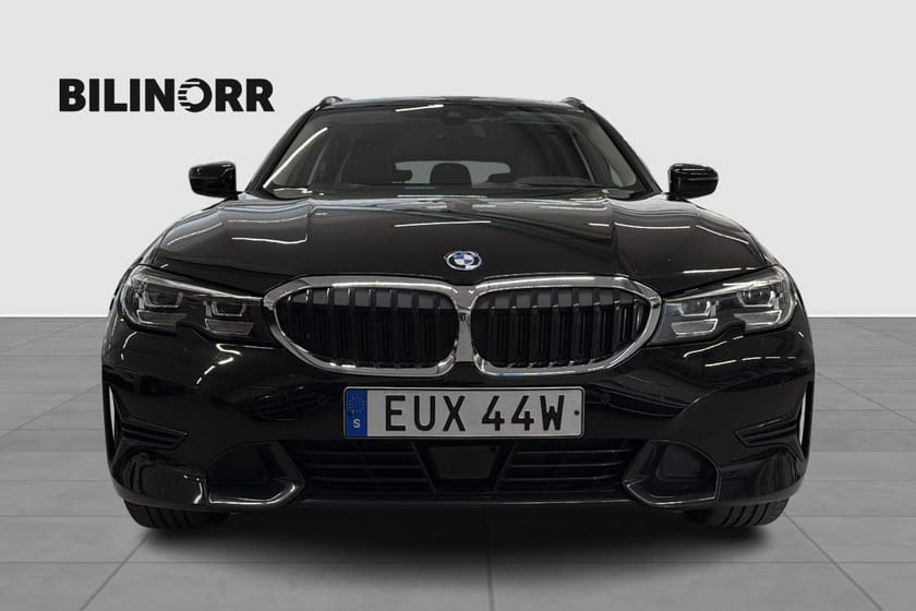Bild 4 av BMW 330e xDrive Touring Sport line, Vhjul