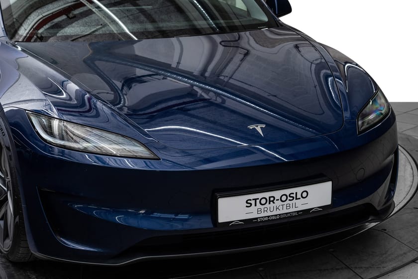 Bilde 2 av Tesla Model 3 Performance AWD 571WLTP 627HK Pilot Pano Kjøling-sete