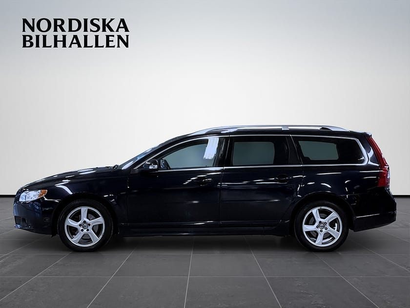 Bild 4 av Volvo V70 **RESERVERAD**