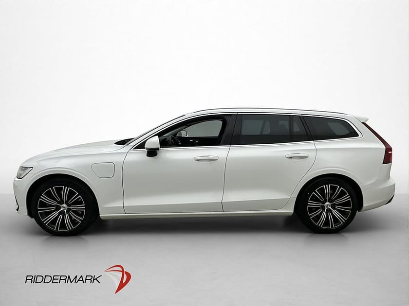 Bild 4 av Volvo V60 T6 AWD 341hk Inscription Navi Kamera Värmare Drag