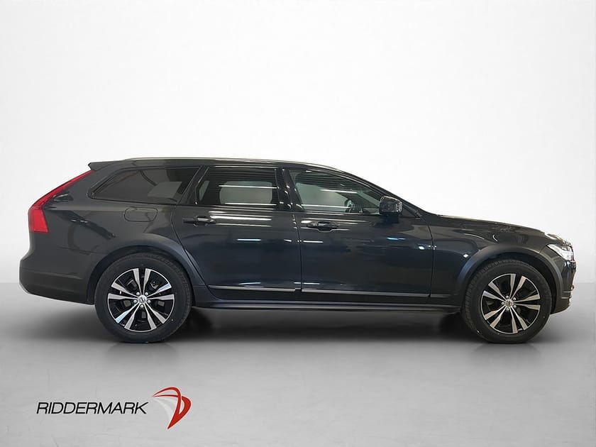 Bild 1 av Volvo V90 Cross Country D4 AWD Inscription Pano Värm Drag