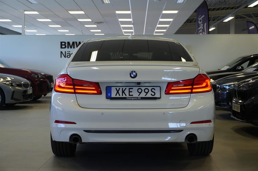 Bild 4 av BMW 530e xDrive iPerformance Sedan Sport Line HiFi Connectedprof