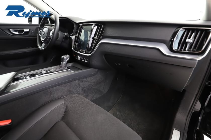 Bild 5 av Volvo V60 D3 AWD Momentum Advanced SE II