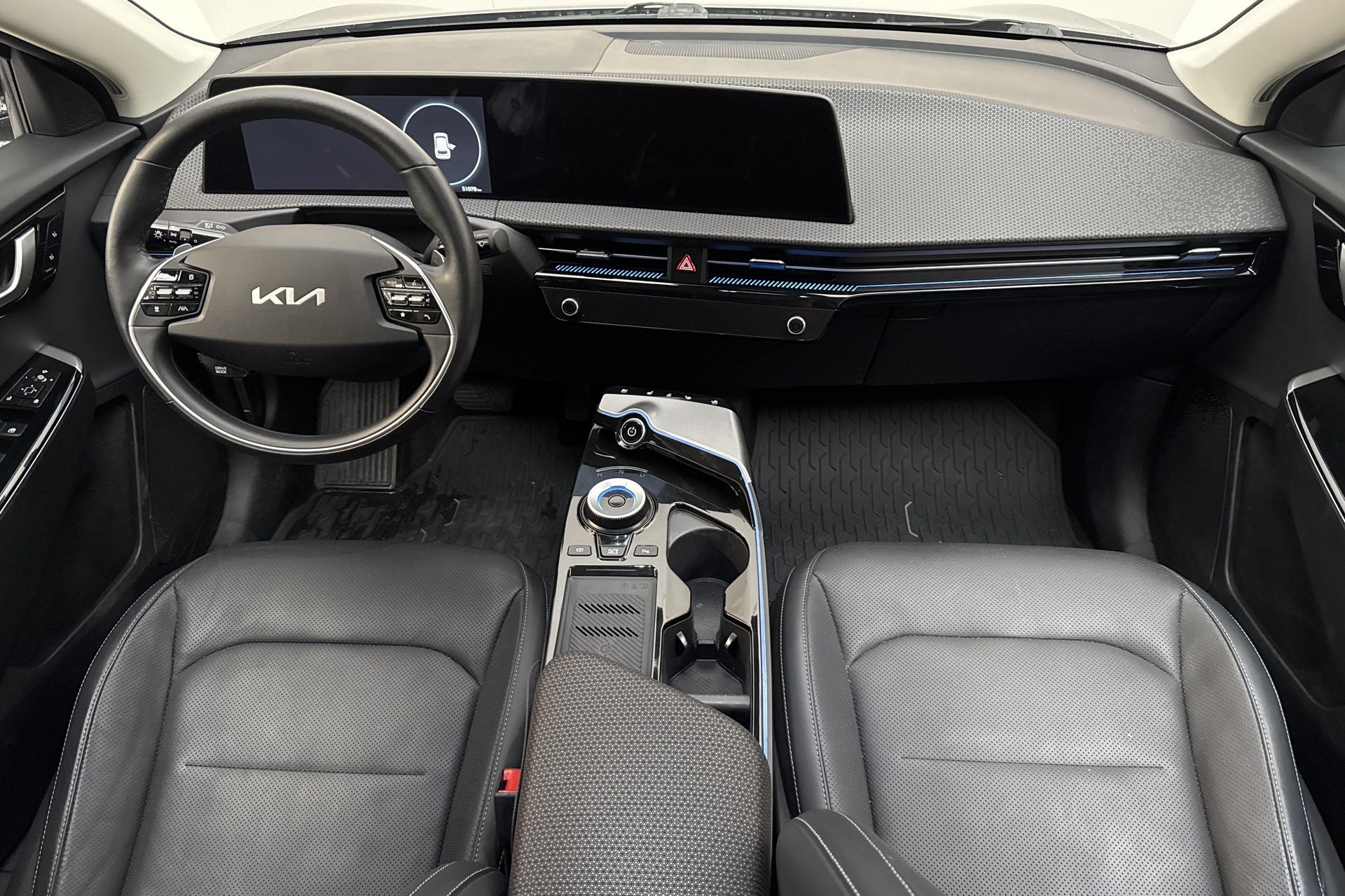Kia EV6 77.4 kWh 2023, photo 7/10