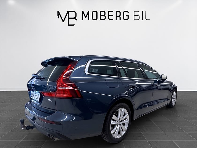 Bild 5 av Volvo V60 B4 197hk Momentum B-kamera Drag Värmare Keyless