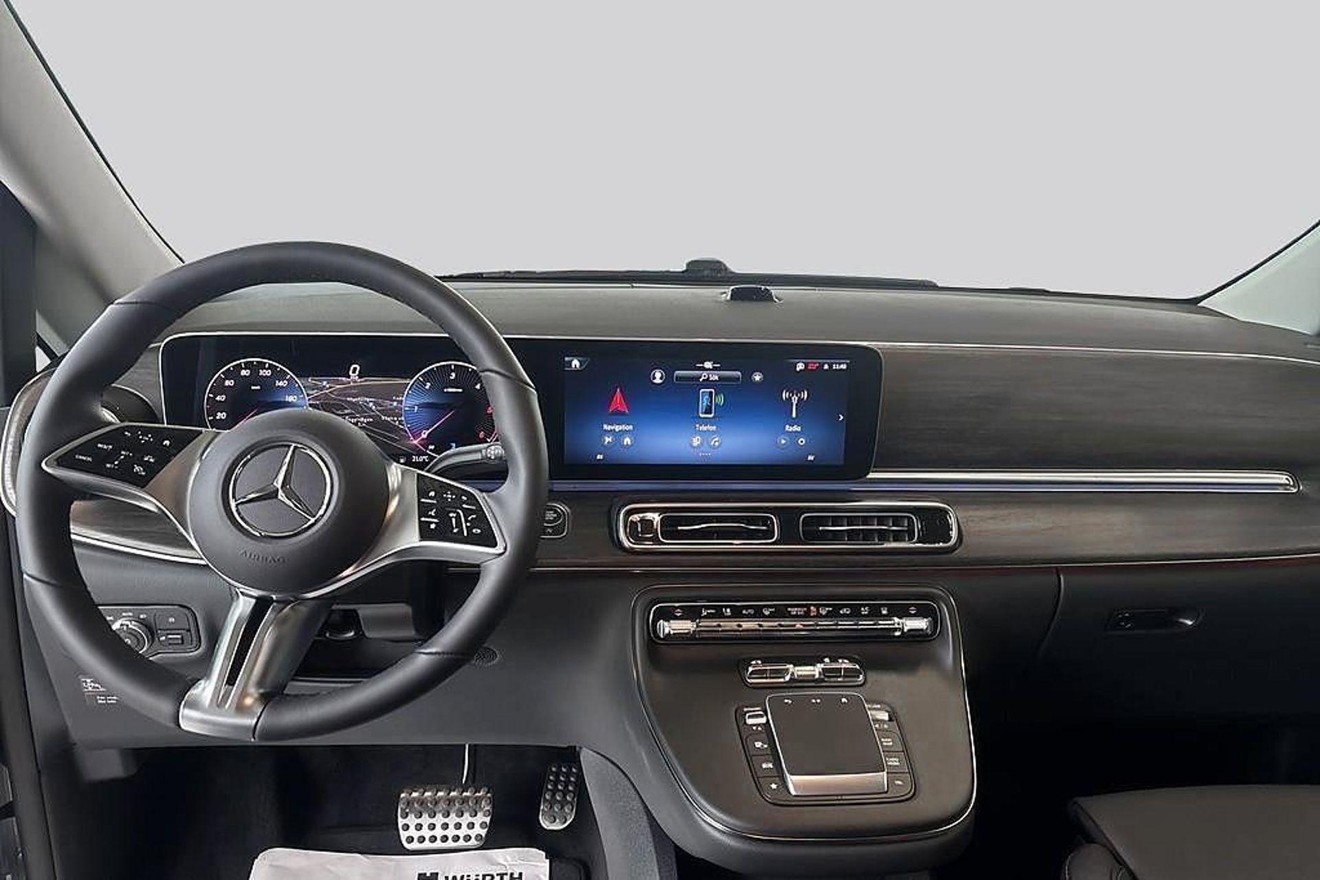 Mercedes-Benz V 300d 4MATIC 3.2t 2026, photo 7/12