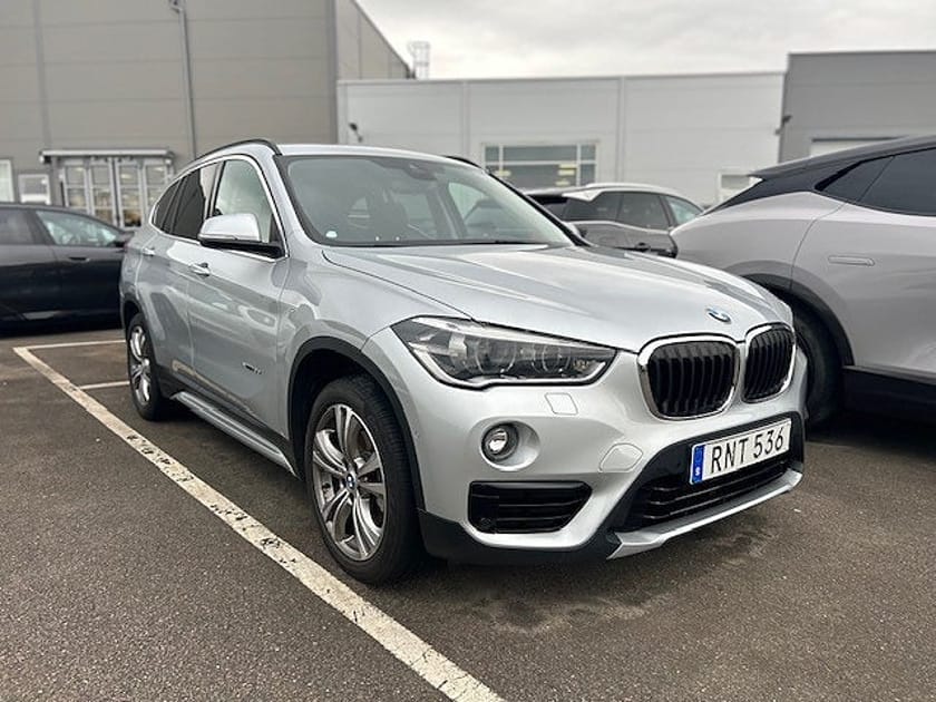 Bild 1 av BMW X1 xDrive18d 150hk | Sport Line | Dragkrok | En ägare