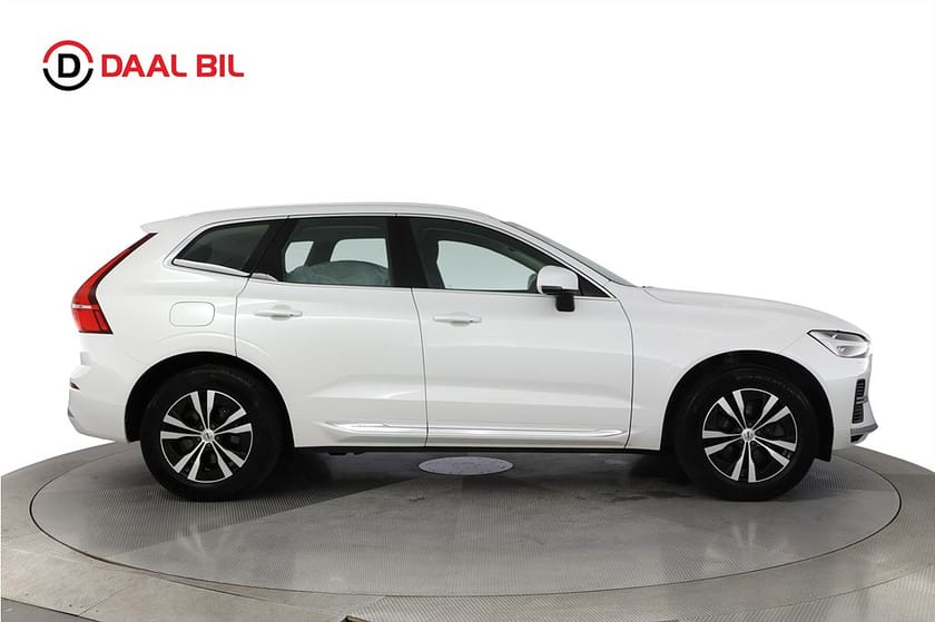Bild 5 av Volvo XC60 RECHARGE T6 AWD 350HK CORE BRIGHT PANO DRAG B-KAM NAVI