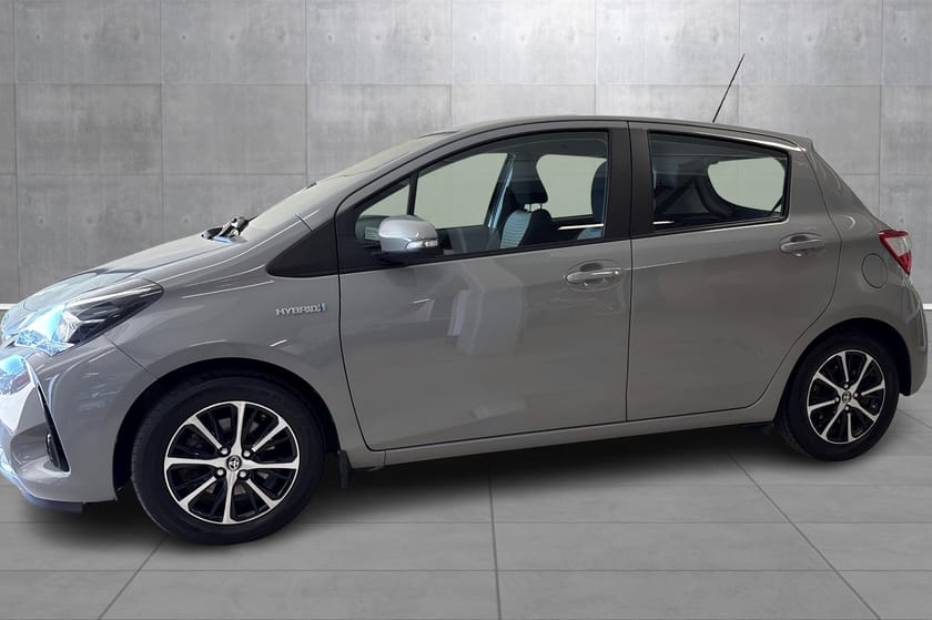 Bilde 2 av Toyota Yaris Hybrid Active Go