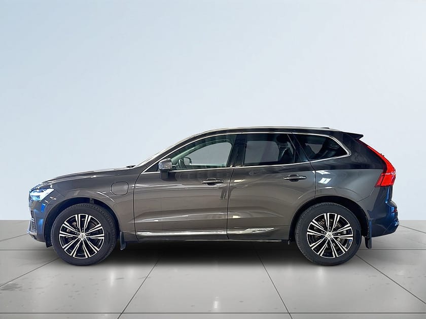 Bild 4 av Volvo XC60 Recharge T6 AWD H/K Pano Drag Kamera Pvärm 18,8 kWh SoV