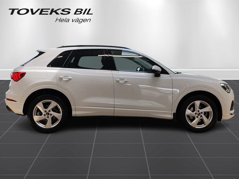 Bild 5 av Audi Q3 35 TFSI ADVANCED 150 HK DRAG|Värmare|Adaptiv farth|Rattvär