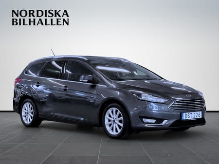Ford Focus Kombi 1.6 TDCi Titanium Ny kamrem Bluetooth P-sensor