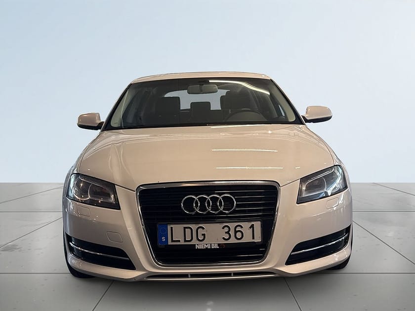 Bild 2 av Audi A3 Sportback 1.6 TDI Motorvärmare/S&V