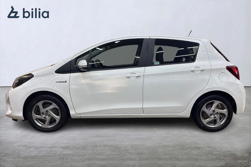 Bild 3 av Toyota Yaris Hybrid 1,5 HSD 5-D ACTIVE PARKERINGSENSORER