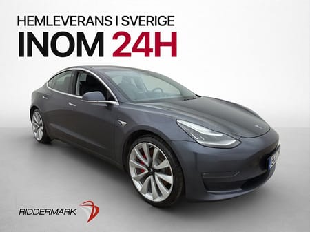 Tesla Model 3 Performance Pano Kamera Navi Skinn Svensksåld