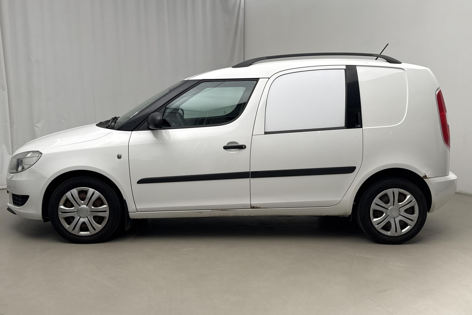 Skoda Roomster Praktik 1.2 TDI 2012, bild 2/10