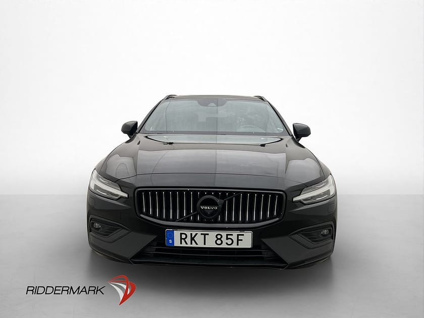 Bild 2 av Volvo V60 T5 Inscription Pano HUD H/K Värmare BLIS 360° Navi