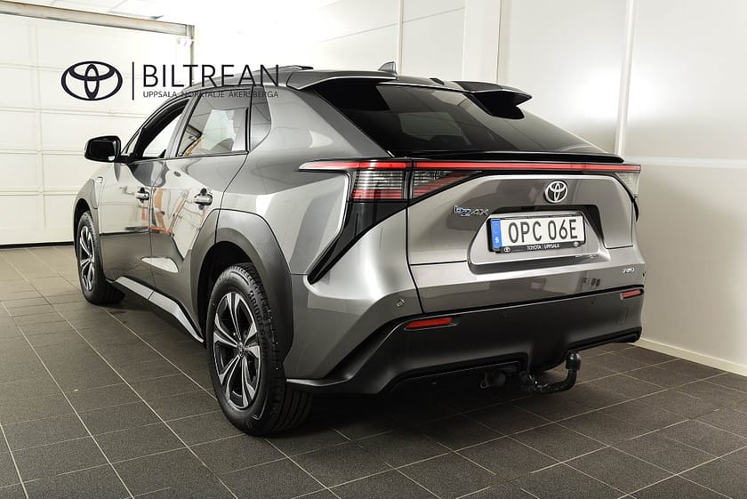 Bild 3 av Toyota bZ4X