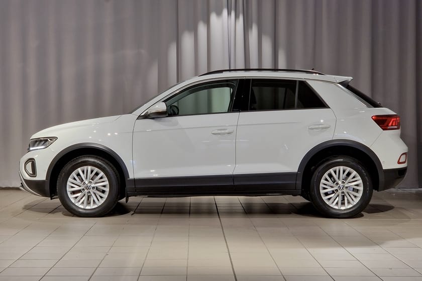Bild 2 av Volkswagen T-Roc Life | Farthållare | Cockpit | 1.0 TSI 110 hk 6 vx